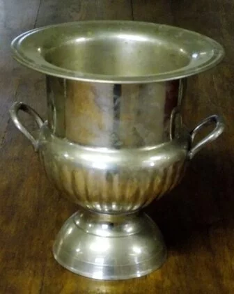 Gallery Image Oakleigh Homes Champagne Bowl